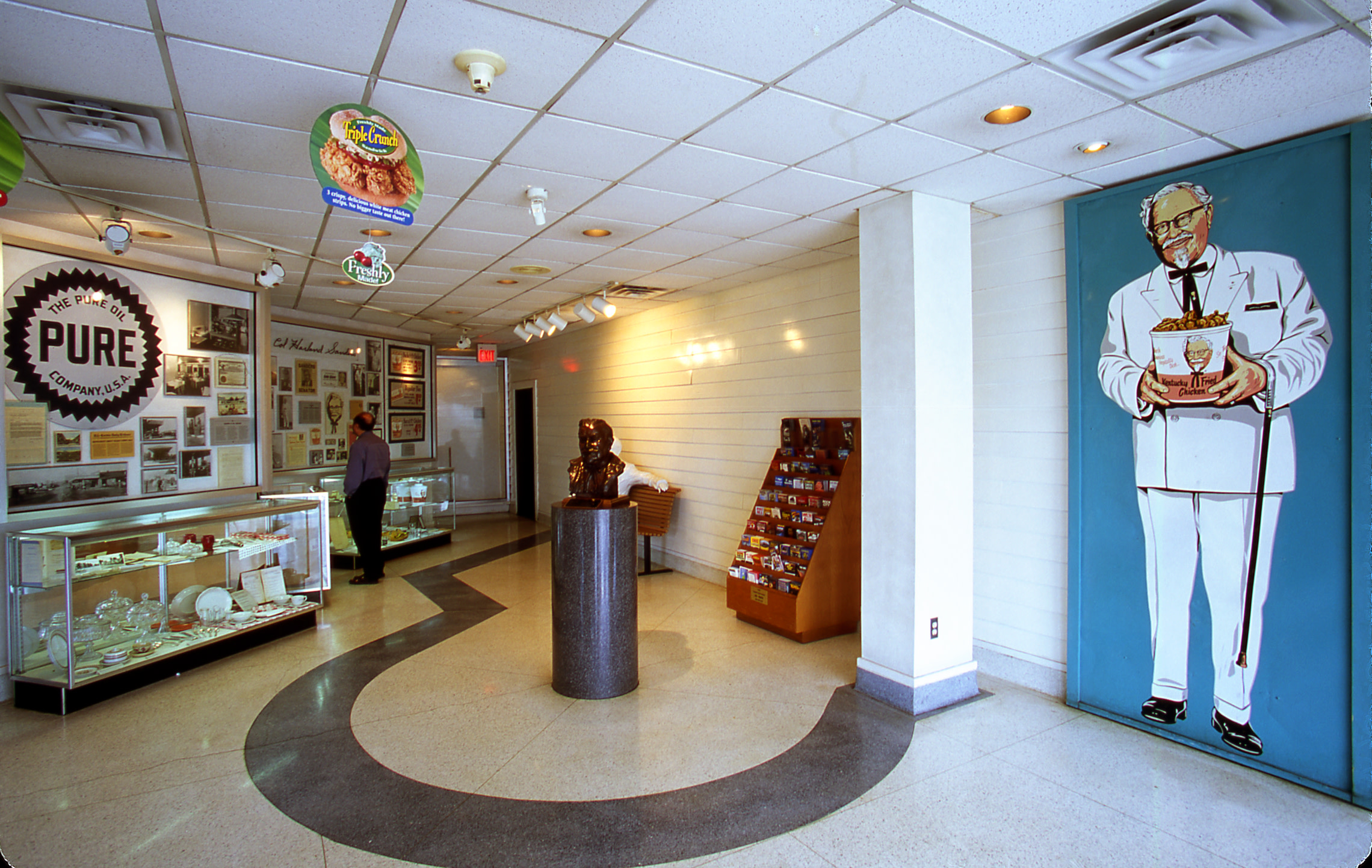 カーネルサンダー Explore | Harland Sanders Cafe and Museum